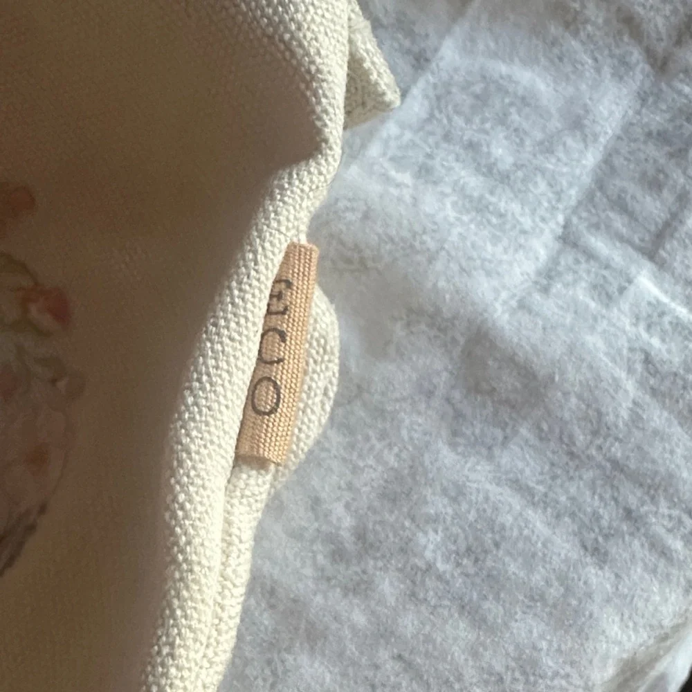 Floral Pouch - Picture 2 of 3